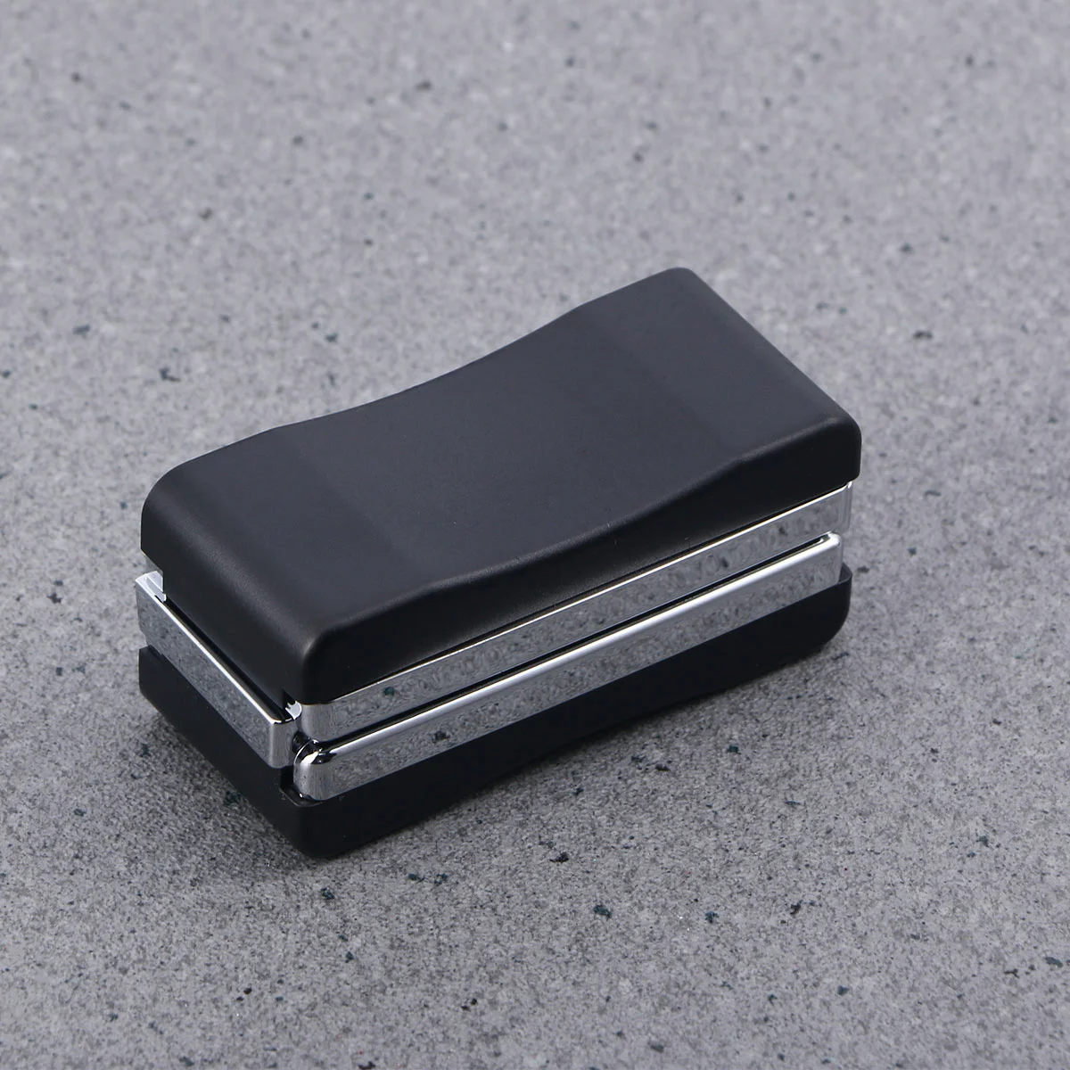Universal Auto Car Wiper Repair Windshield Wiper Fix Tool for Car Vehicle Windshield (Black)
Universal Auto Car Wiper Repair Windshield Wiper Fix Tool for Car Vehicle Windshield (Black)