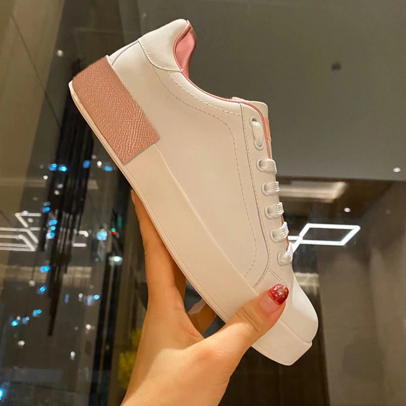 Women's Portofino Low-Top Calfskin Leather Sneakers Designer Fashion Female Luxury Brands Leather Flat Skateboard Sport Shoes
Women's Portofino Low-Top Calfskin Leather Sneakers Designer Fashion Female Luxury Brands Leather Flat Skateboard Sport Shoes