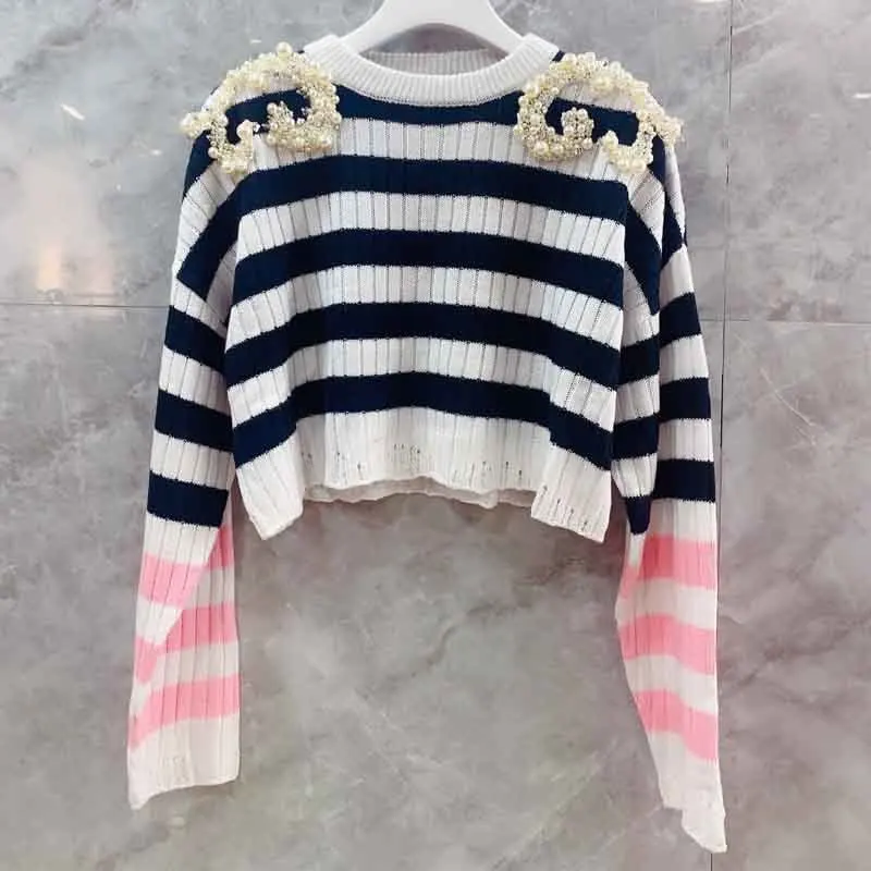 22 AW Black White Striped Bead Pullovers Fashion Long Sleeve Pink Matching Short Sweater Temperament Elegant Knitted Pit Sweater
22 AW Black White Striped Bead Pullovers Fashion Long Sleeve Pink Matching Short Sweater Temperament Elegant Knitted Pit Sweater