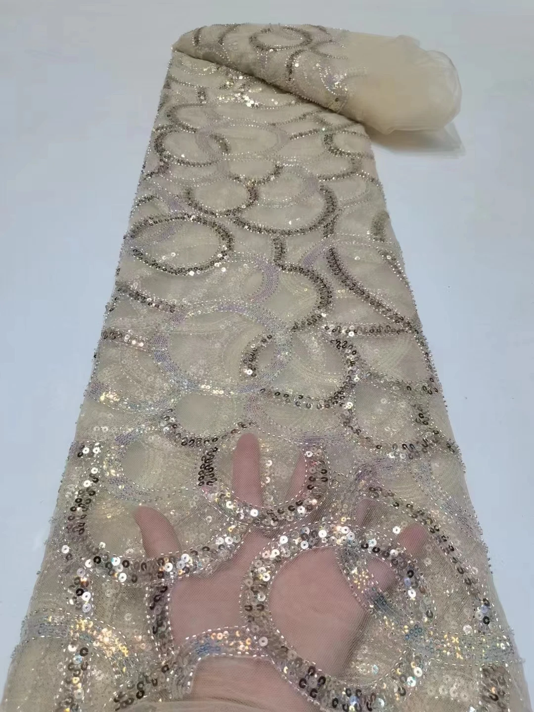African Net Lace Fabric With Sequins 2022 High Quality French Tulle Lace Nigeria Guipure Material For Wedding Dress RFO1-3
African Net Lace Fabric With Sequins 2022 High Quality French Tulle Lace Nigeria Guipure Material For Wedding Dress RFO1-3