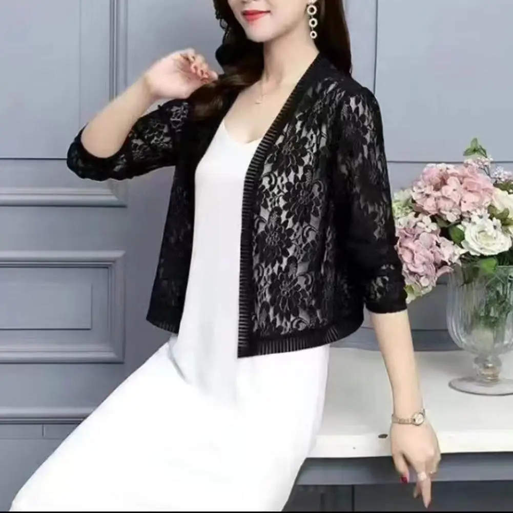 Fashionable Lightweight Ladies Summer Casual Top Cover Up Flower Pattern Breathable Women Summer Lace Cardigan Womenswear
Fashionable Lightweight Ladies Summer Casual Top Cover Up Flower Pattern Breathable Women Summer Lace Cardigan Womenswear