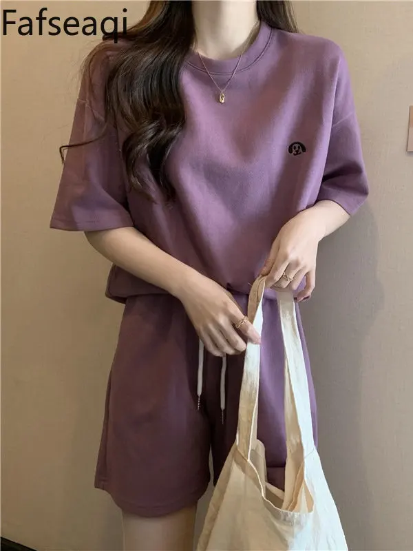 Summer Two Piece Set Women Outfit 2023 Retro Basic O Neck Top and Shorts Set Cotton T Shirts Basic Home Suit for Women Tracksuit
Summer Two Piece Set Women Outfit 2023 Retro Basic O Neck Top and Shorts Set Cotton T Shirts Basic Home Suit for Women Tracksuit