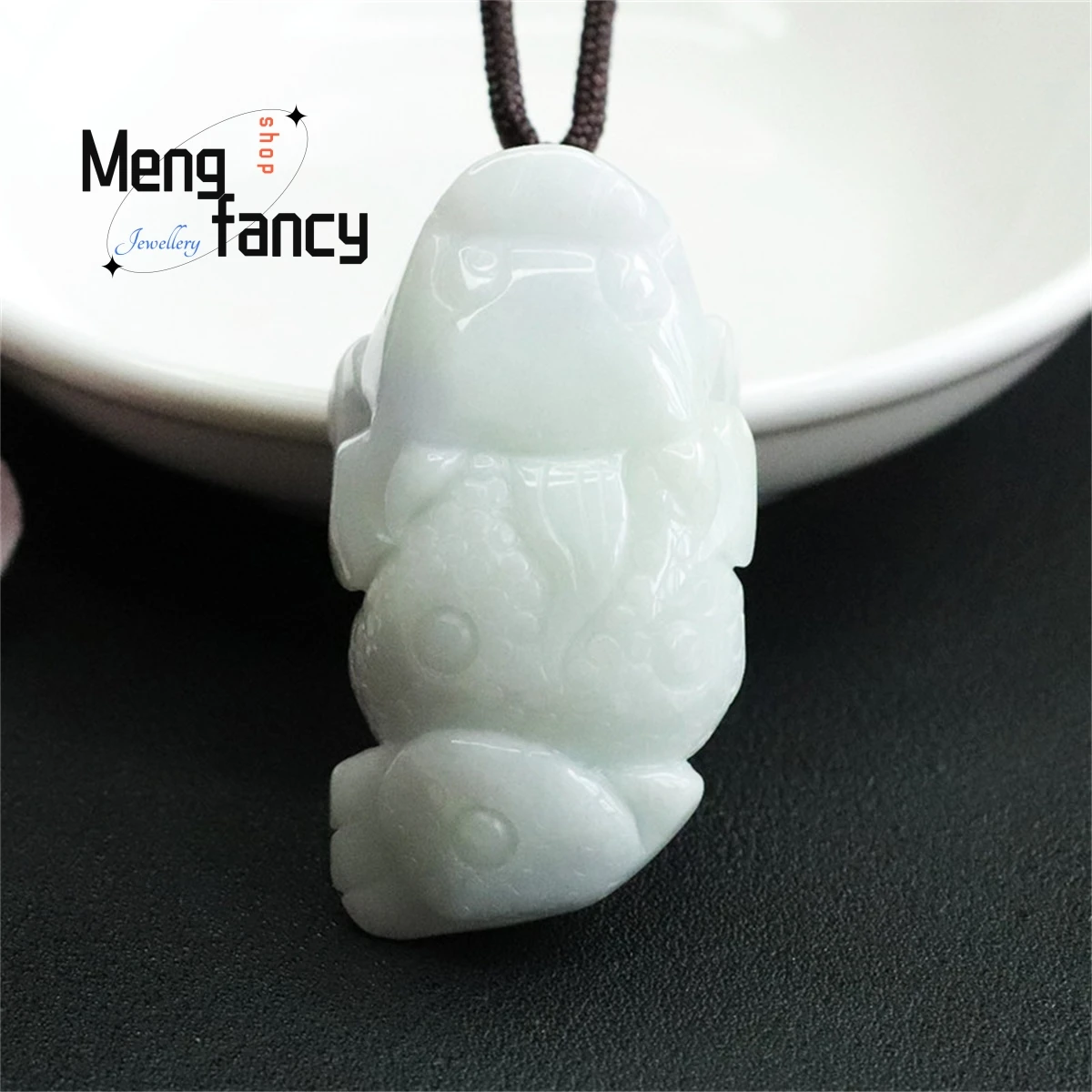 Natural Emerald Violet Three-legged Golden Toad Pendant Simple Generous Personality Luxury Fashion Men Women Fine Jewelry Mascot
Natural Emerald Violet Three-legged Golden Toad Pendant Simple Generous Personality Luxury Fashion Men Women Fine Jewelry Mascot