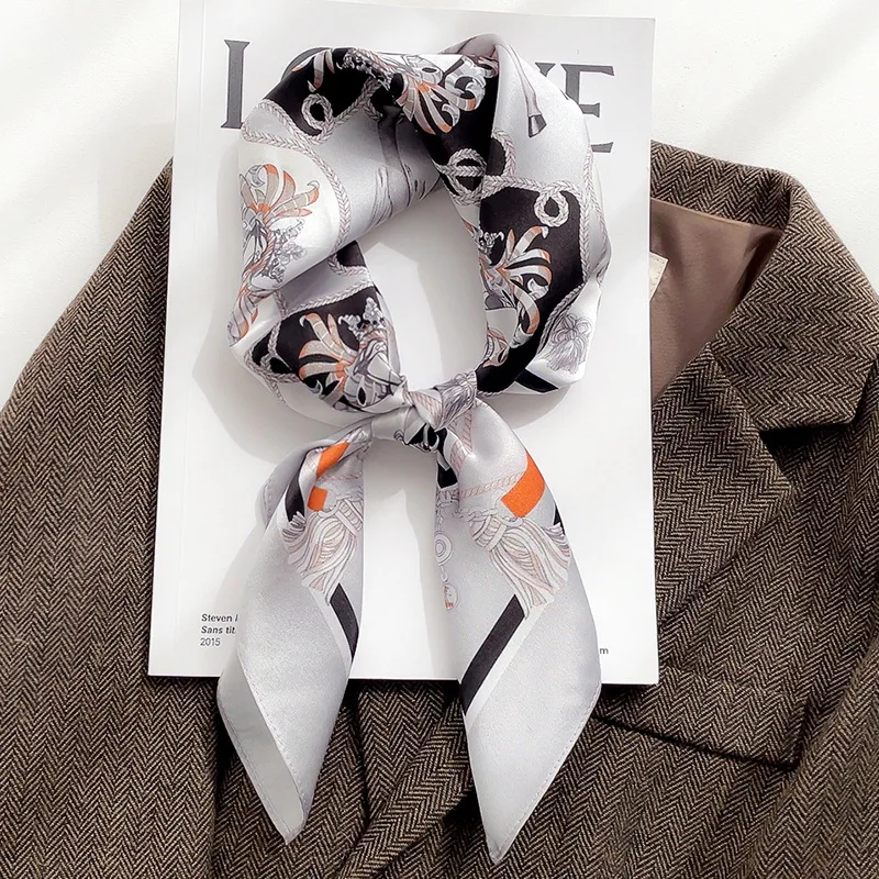 100% Real Silk 2022 Spring Designer Hot Sale Ladies Head Scarf Luxury Scarf New Fashion Temperament Printed Women Scarf
100% Real Silk 2022 Spring Designer Hot Sale Ladies Head Scarf Luxury Scarf New Fashion Temperament Printed Women Scarf