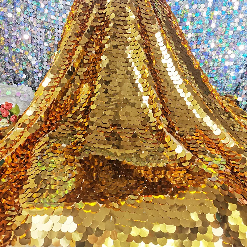 Gold Silver Round Sequins Tablecloth Fish Scales Cloth Live Photography Background Encrypted Wedding Party Decoration Supplies
Gold Silver Round Sequins Tablecloth Fish Scales Cloth Live Photography Background Encrypted Wedding Party Decoration Supplies