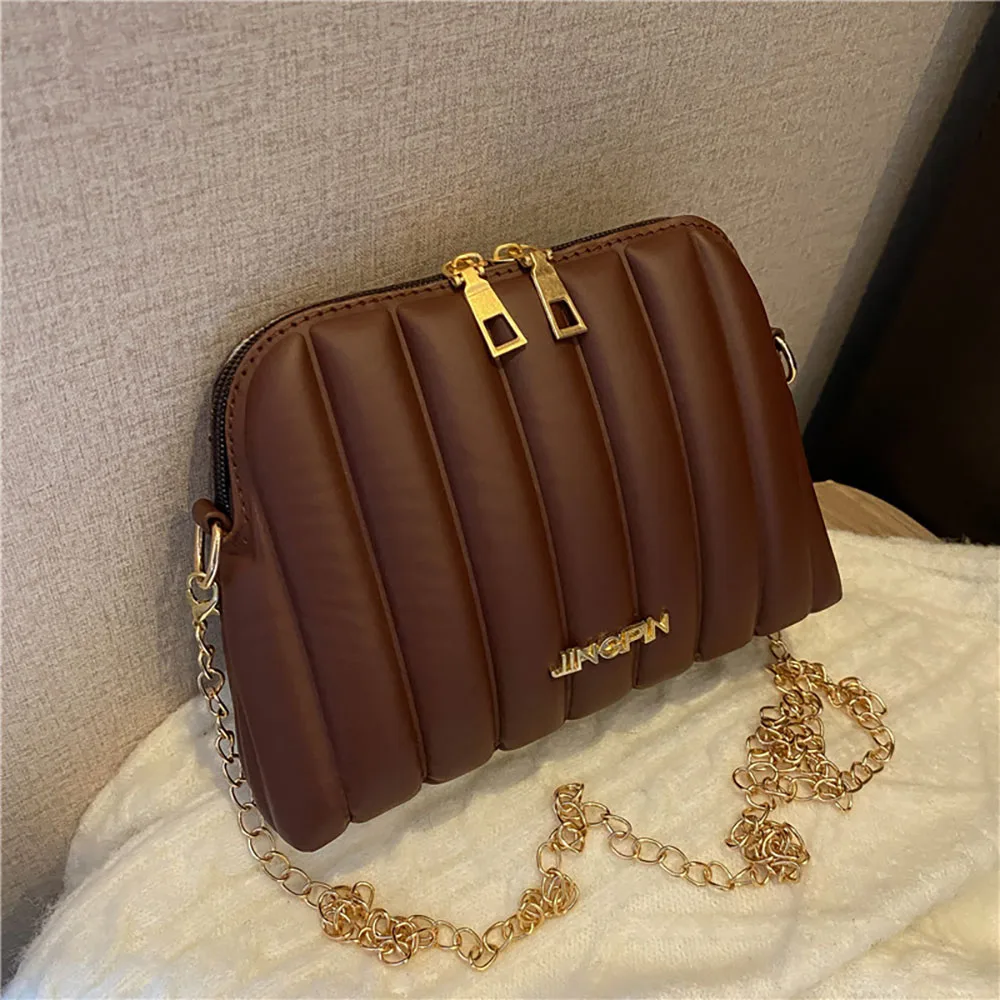Клатч из искусственной кожи для женщин, Повседневная Дамская сумочка через плечо с металлическими цепочками, дорожный шоппинг
Клатч из искусственной кожи для женщин, Повседневная Дамская сумочка через плечо с металлическими цепочками, дорожный шоппинг