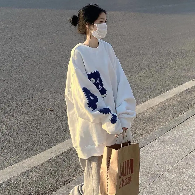 Женский свитер Весна 2022 Новинка Ленивый Стиль Ins очень популярная Студенческая Корейская версия свободная тонкая белая верхняя одежда для ...
Женский свитер Весна 2022 Новинка Ленивый Стиль Ins очень популярная Студенческая Корейская версия свободная тонкая белая верхняя одежда для ...