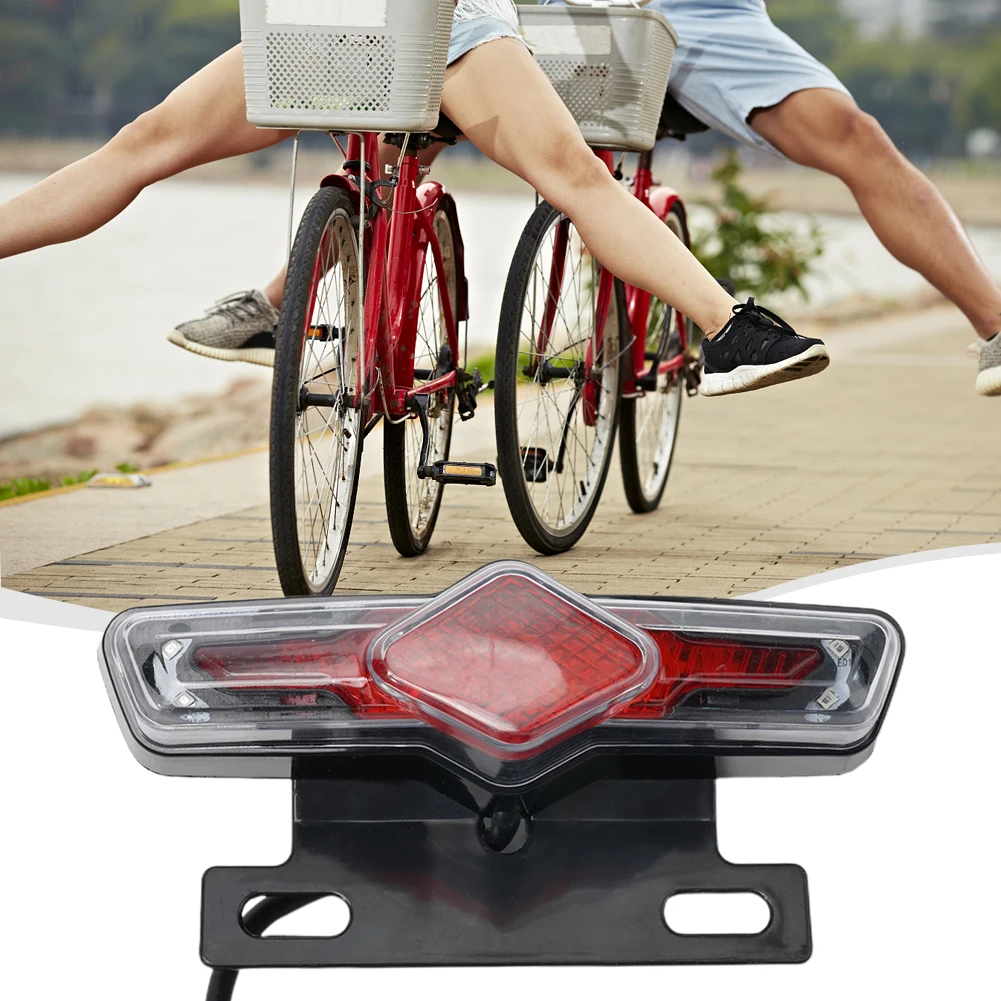 Electric Bicycle Taillight With Turn Signal Lithium Battery Bicycle Tail Lights ABS 120g 45cm Bike Accessories
Electric Bicycle Taillight With Turn Signal Lithium Battery Bicycle Tail Lights ABS 120g 45cm Bike Accessories