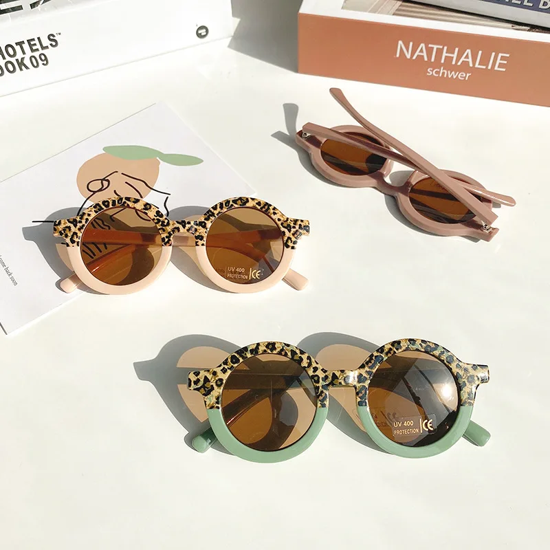 Kids Vintage Sunglasses UV400 Protection Classic Children Boy Girl Cute Leopard Double Color Cartoon Bear Shape Round Sunglasses
Kids Vintage Sunglasses UV400 Protection Classic Children Boy Girl Cute Leopard Double Color Cartoon Bear Shape Round Sunglasses