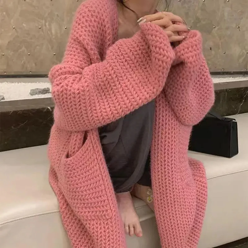 Fashion Women Sweaters Jacket 2023 Winter Clothes Solid V-Neck Long Knitted Cardigan Coat Sweater Female Oversized Cardigan Top
Fashion Women Sweaters Jacket 2023 Winter Clothes Solid V-Neck Long Knitted Cardigan Coat Sweater Female Oversized Cardigan Top