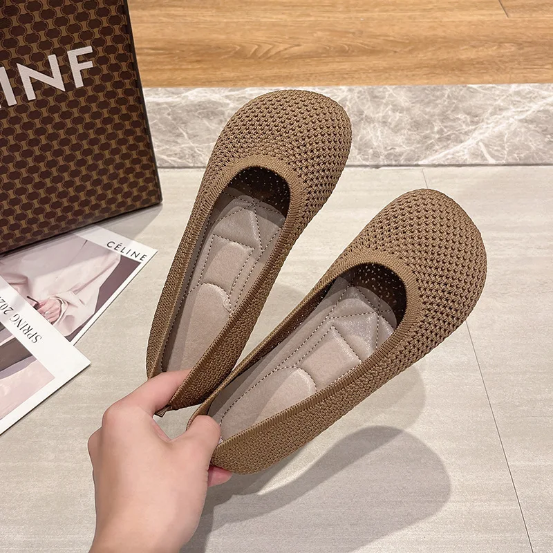 Knitted Shoes for Women Summer Breathable Comfortable Laides Flat Shoes Slip-on Lazy Mom Shoes Large Square Head Shoes
Knitted Shoes for Women Summer Breathable Comfortable Laides Flat Shoes Slip-on Lazy Mom Shoes Large Square Head Shoes