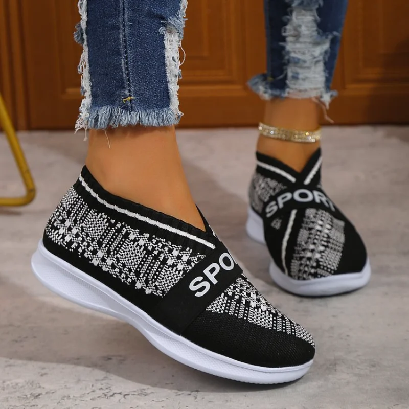 Shoe for Women New Breathable Mesh Women's Sneakers Comfortable Soft Bottom Flats Plus Size 43 Non Slip Woman Casual Sport Shoes
Shoe for Women New Breathable Mesh Women's Sneakers Comfortable Soft Bottom Flats Plus Size 43 Non Slip Woman Casual Sport Shoes