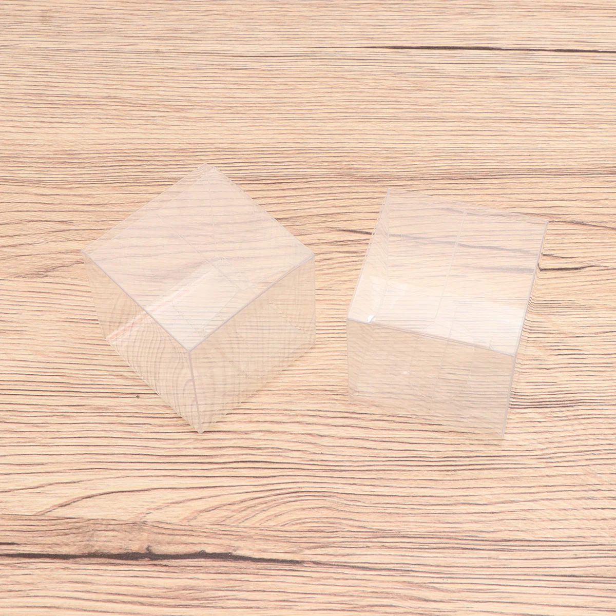 20 шт., квадратные пластиковые коробки
20 шт., квадратные пластиковые коробки