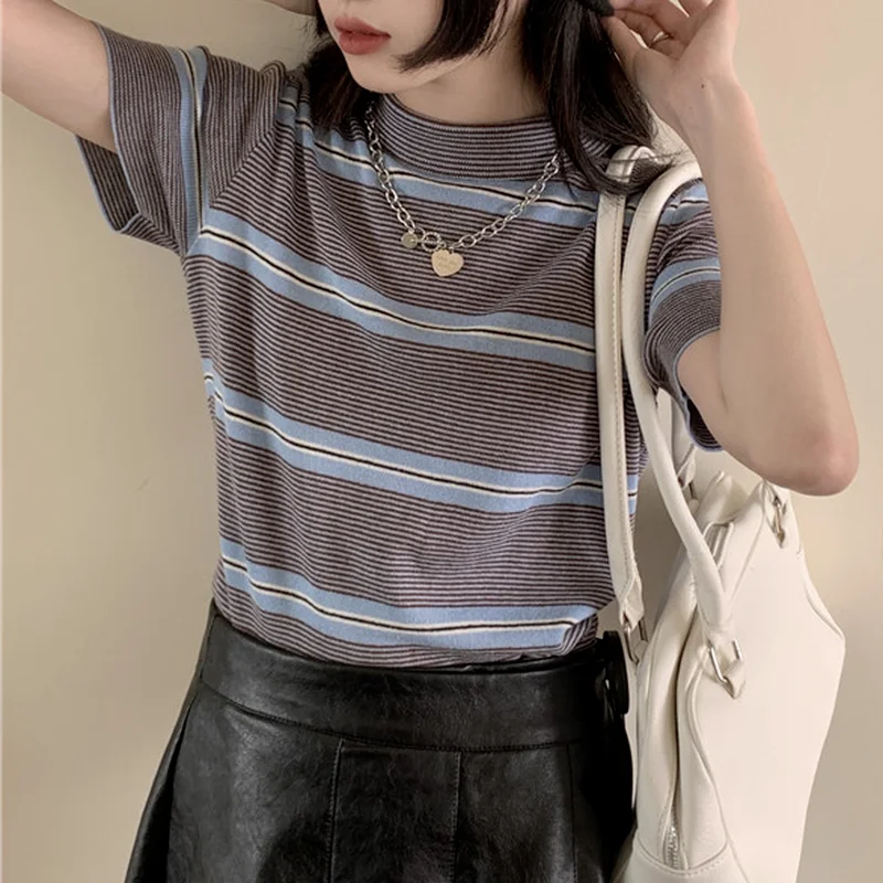 Sleeve Patchwork Striped Casual Knit Tops New Summer Female O Neck Slim Thin Simple Tees T-Shirts Womens Knitting T Shirt Short
Sleeve Patchwork Striped Casual Knit Tops New Summer Female O Neck Slim Thin Simple Tees T-Shirts Womens Knitting T Shirt Short