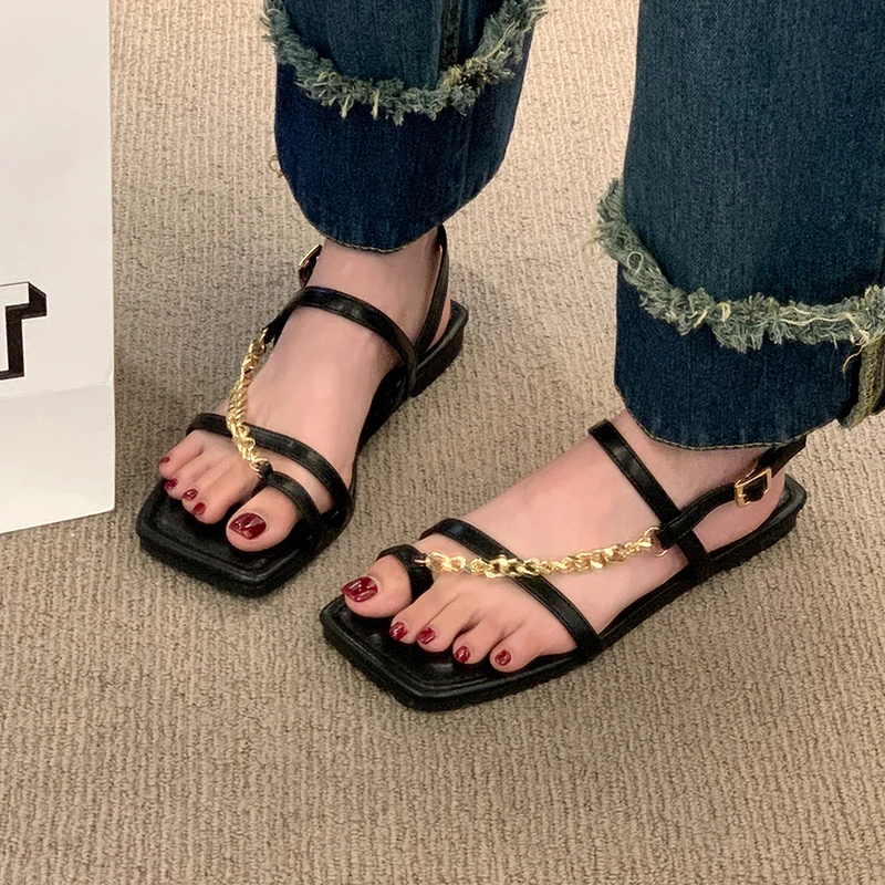 Fashion Women Summer Slippers Chain Decoration Sandals Beach Non-Slip Slides Flip Flop Sexy Casual Outdoor Shoes For Female
Fashion Women Summer Slippers Chain Decoration Sandals Beach Non-Slip Slides Flip Flop Sexy Casual Outdoor Shoes For Female