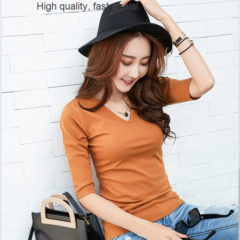 V-neck Women's Double T-shirt Early Autumn Spring Five-Quarter Sleeve T-shirt Slim Top Cotton Half-Length Sleeve
V-neck Women's Double T-shirt Early Autumn Spring Five-Quarter Sleeve T-shirt Slim Top Cotton Half-Length Sleeve