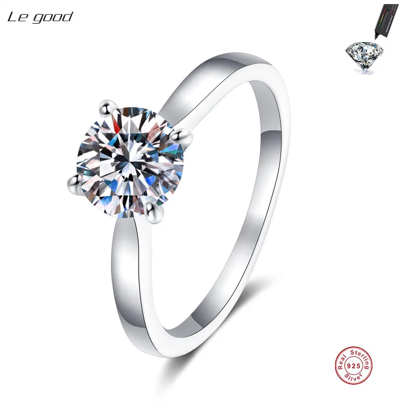 100% Real Moissanite Engagement Rings 925 Sterling Silver 1CT 2CT Fashion Delicate Classic Ring
100% Real Moissanite Engagement Rings 925 Sterling Silver 1CT 2CT Fashion Delicate Classic Ring