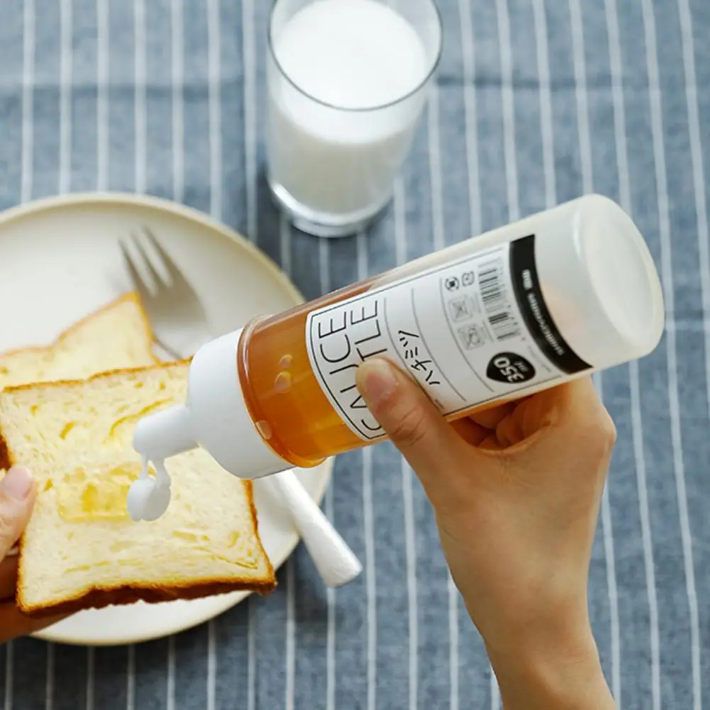 3Pcs Excellent Sauce Bottle Wear-resistant White Dessert Topping Squeeze Dispenser for Dining Room Seasoning Bottled
3Pcs Excellent Sauce Bottle Wear-resistant White Dessert Topping Squeeze Dispenser for Dining Room Seasoning Bottled
