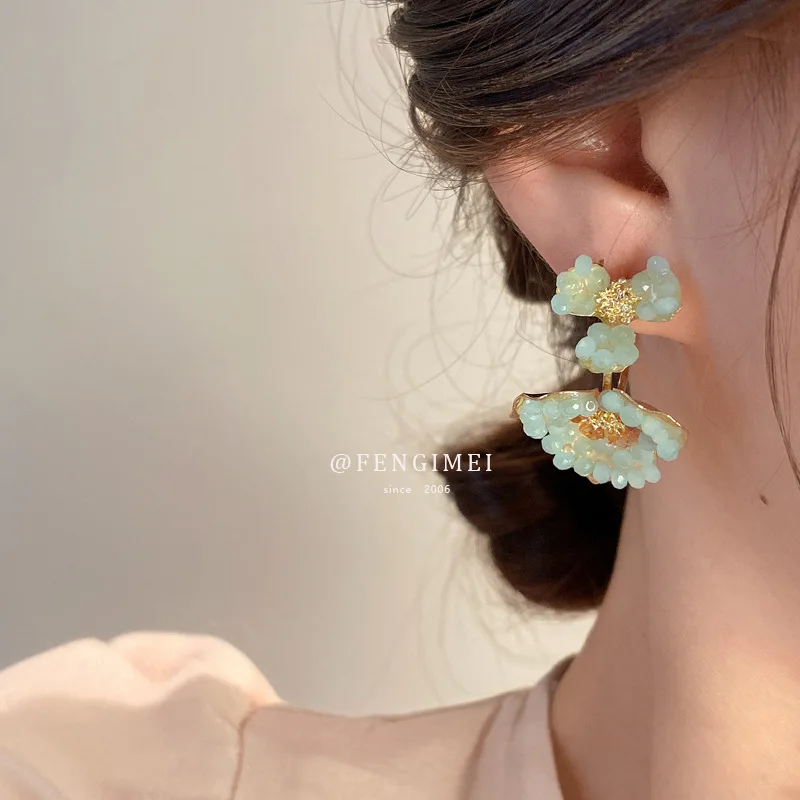 Silver Needle Crystal Flower Earrings Korea Ins Fashion Niche Simple Earrings Earrings Temperament Earrings Wholesale
Silver Needle Crystal Flower Earrings Korea Ins Fashion Niche Simple Earrings Earrings Temperament Earrings Wholesale