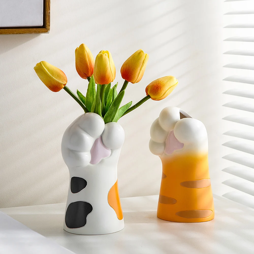 Aesthetic Flower Cat Cute Creative Home Ornaments Room Decorative Modern Design Claw Vases Table Vase Decoration Bookshelf Pot
Aesthetic Flower Cat Cute Creative Home Ornaments Room Decorative Modern Design Claw Vases Table Vase Decoration Bookshelf Pot