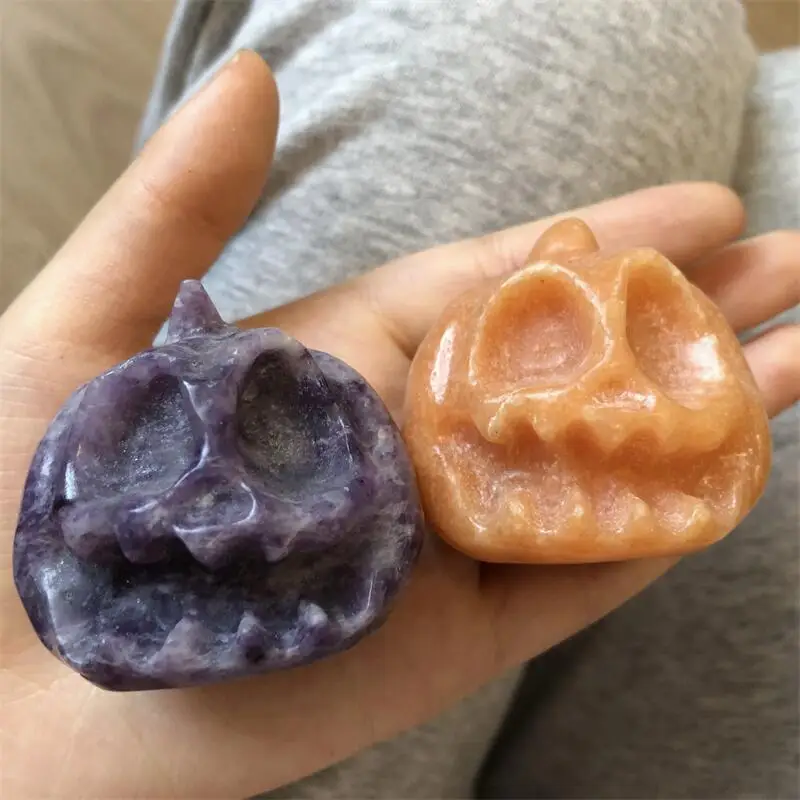 Natural Halloween Lepidolite Yellow Jade Pumpkin Skull Carveing Handmade Craft Sculpture For Home Decoration Gift 1pcs
Natural Halloween Lepidolite Yellow Jade Pumpkin Skull Carveing Handmade Craft Sculpture For Home Decoration Gift 1pcs