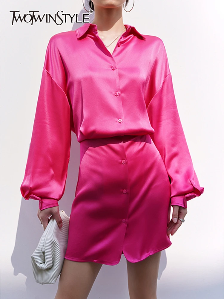 TWOTWINSTYLE Rose Red Temperament Dress For Women Lapel Long Sleeve High Waist A Line Mini Shirt Dresses Female Fashion New 2023
TWOTWINSTYLE Rose Red Temperament Dress For Women Lapel Long Sleeve High Waist A Line Mini Shirt Dresses Female Fashion New 2023