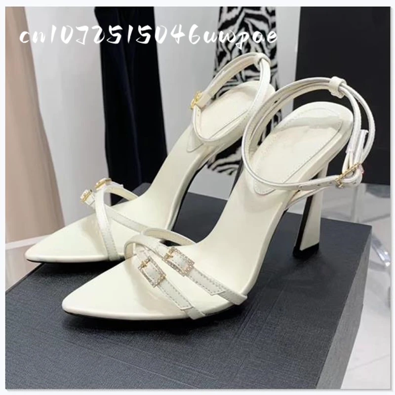 2023 New Summer Style Women's High-Heeled Sandals High-Quality Versatile Fashion Style High-Heeled Shoes
2023 New Summer Style Women's High-Heeled Sandals High-Quality Versatile Fashion Style High-Heeled Shoes