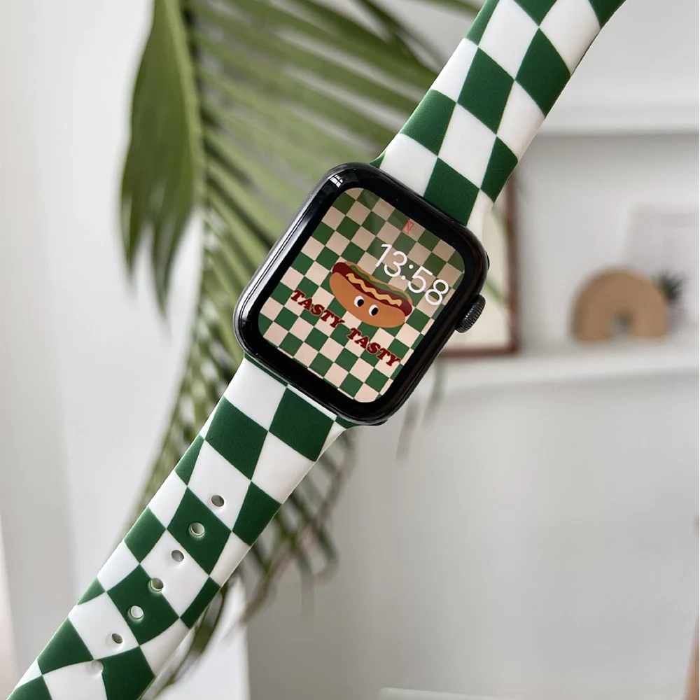 Ремешок силиконовый для Apple Watch 7 41 мм 45 мм, спортивный браслет для iWatch Series 6/SE/5/4/3/2/1, 40 мм 38 мм 44 мм 42 мм 
Ремешок силиконовый для Apple Watch 7 41 мм 45 мм, спортивный браслет для iWatch Series 6/SE/5/4/3/2/1, 40 мм 38 мм 44 мм 42 мм