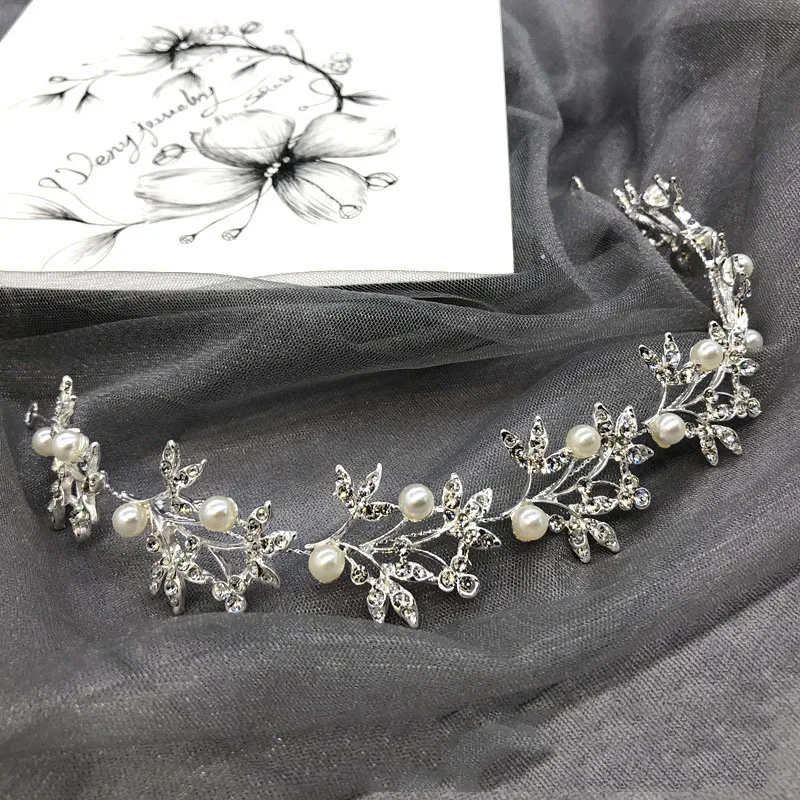 Xianmei Bride Jewelry Alloy Rhinestone Wedding Hairband Cross border European and American Wedding Dress Headdress Accessories 
Xianmei Bride Jewelry Alloy Rhinestone Wedding Hairband Cross border European and American Wedding Dress Headdress Accessories