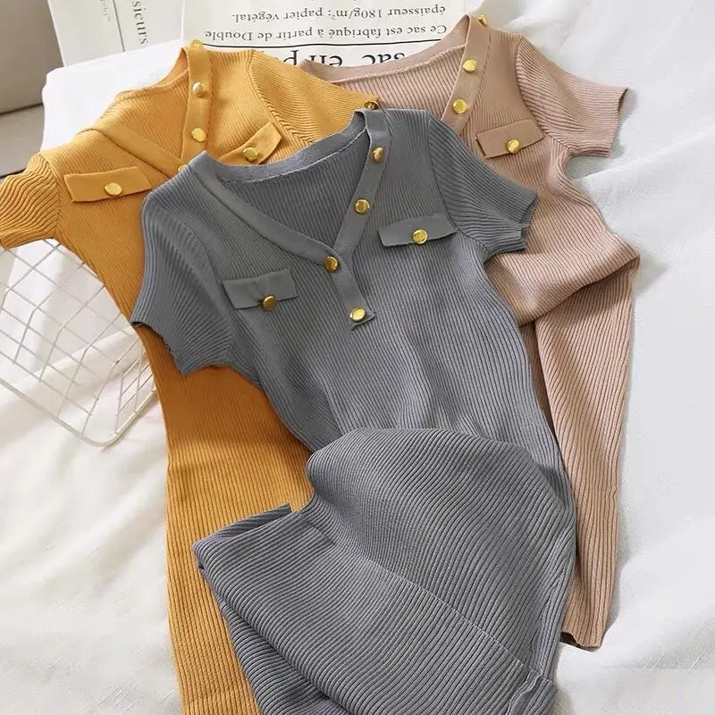 Women 2022 Summer Button Bodycon V-Neck Short Sleeve Knitted Dress Female Elegant Party Dresses Fashion Office Lady Vestidos D23
Women 2022 Summer Button Bodycon V-Neck Short Sleeve Knitted Dress Female Elegant Party Dresses Fashion Office Lady Vestidos D23