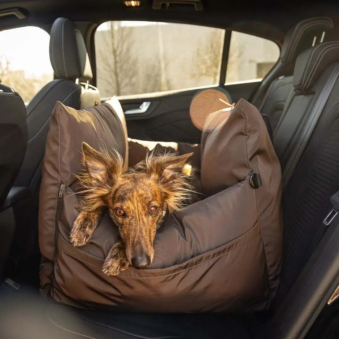 Pet Dog Carrier Car Seat Cover Carry Cat Puppy Bag Car Travel Folding Hammock Waterproof Dogs Basket Pet Carriers
Pet Dog Carrier Car Seat Cover Carry Cat Puppy Bag Car Travel Folding Hammock Waterproof Dogs Basket Pet Carriers