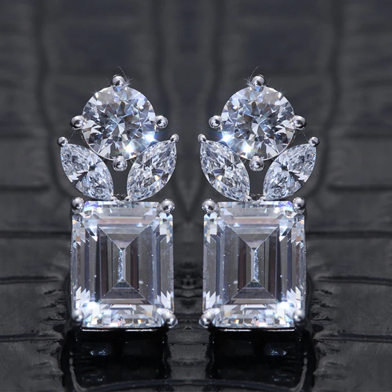 Uring Fresh Style Stud Earrings for Girls Shiny Crystal Cubic Zirconia Fashion Women Earrings High Quality Silver Color Jewelry
Uring Fresh Style Stud Earrings for Girls Shiny Crystal Cubic Zirconia Fashion Women Earrings High Quality Silver Color Jewelry