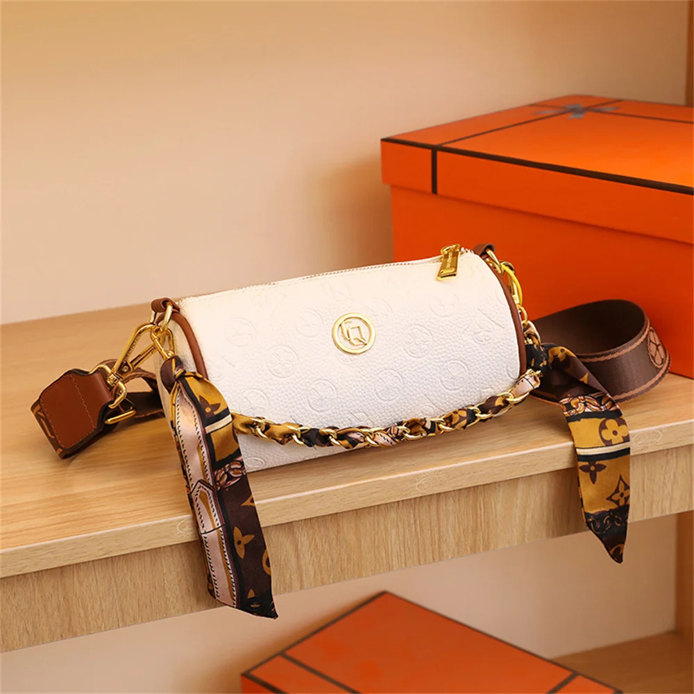 Ins scarf chain small barrel bag fashion little girl super fire indentation Ling lattice one shoulder small bag small round bag
Ins scarf chain small barrel bag fashion little girl super fire indentation Ling lattice one shoulder small bag small round bag