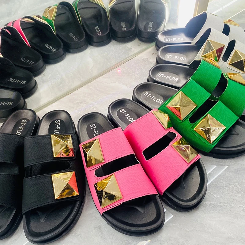 Rivet Fashion Female Shoes Women Beach Flip Flops Flats Summer 2022 Casual Indoor Home Ladies Slides Outside Slippers for Women
Rivet Fashion Female Shoes Women Beach Flip Flops Flats Summer 2022 Casual Indoor Home Ladies Slides Outside Slippers for Women