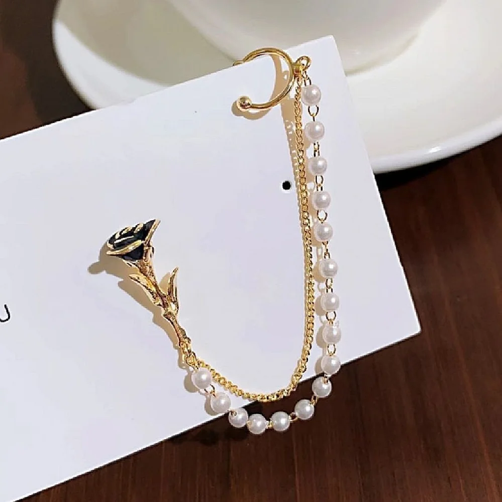 Fashion 1PC Rose Ear Studs for Women Creative Pearl Chain Ear Clip Babes Earrings Charm Girl Ear Cuff Trend Party Jewelry Gifts
Fashion 1PC Rose Ear Studs for Women Creative Pearl Chain Ear Clip Babes Earrings Charm Girl Ear Cuff Trend Party Jewelry Gifts