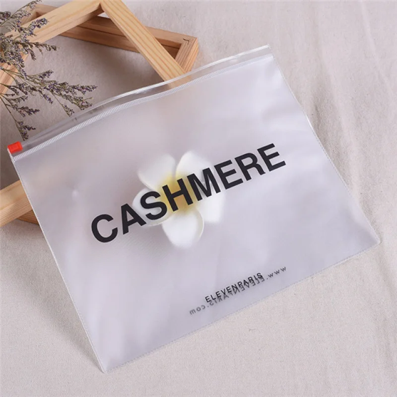 Customized Logo Frosted PVC Clothing Packaging Plastic Zipper Bag For Cosmetic Swimwear zip lock pouch
Customized Logo Frosted PVC Clothing Packaging Plastic Zipper Bag For Cosmetic Swimwear zip lock pouch