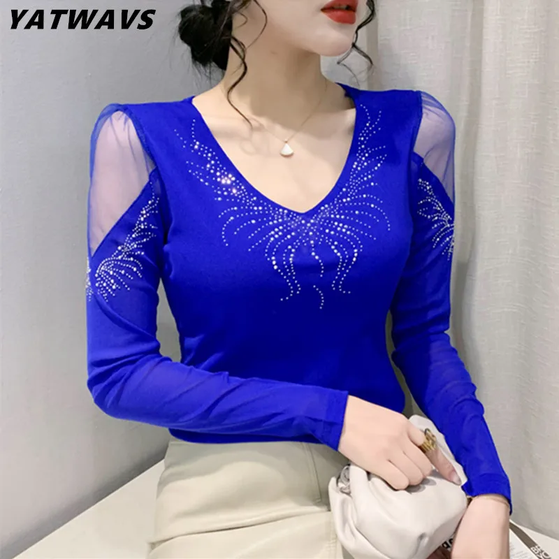 Runway Autumn Women Fashion Sexy V-Neck Hot Diamonds T-Shirt Hollow Out Long Sleeve Tees New Streetwear Ladies Slim Mesh Tops
Runway Autumn Women Fashion Sexy V-Neck Hot Diamonds T-Shirt Hollow Out Long Sleeve Tees New Streetwear Ladies Slim Mesh Tops