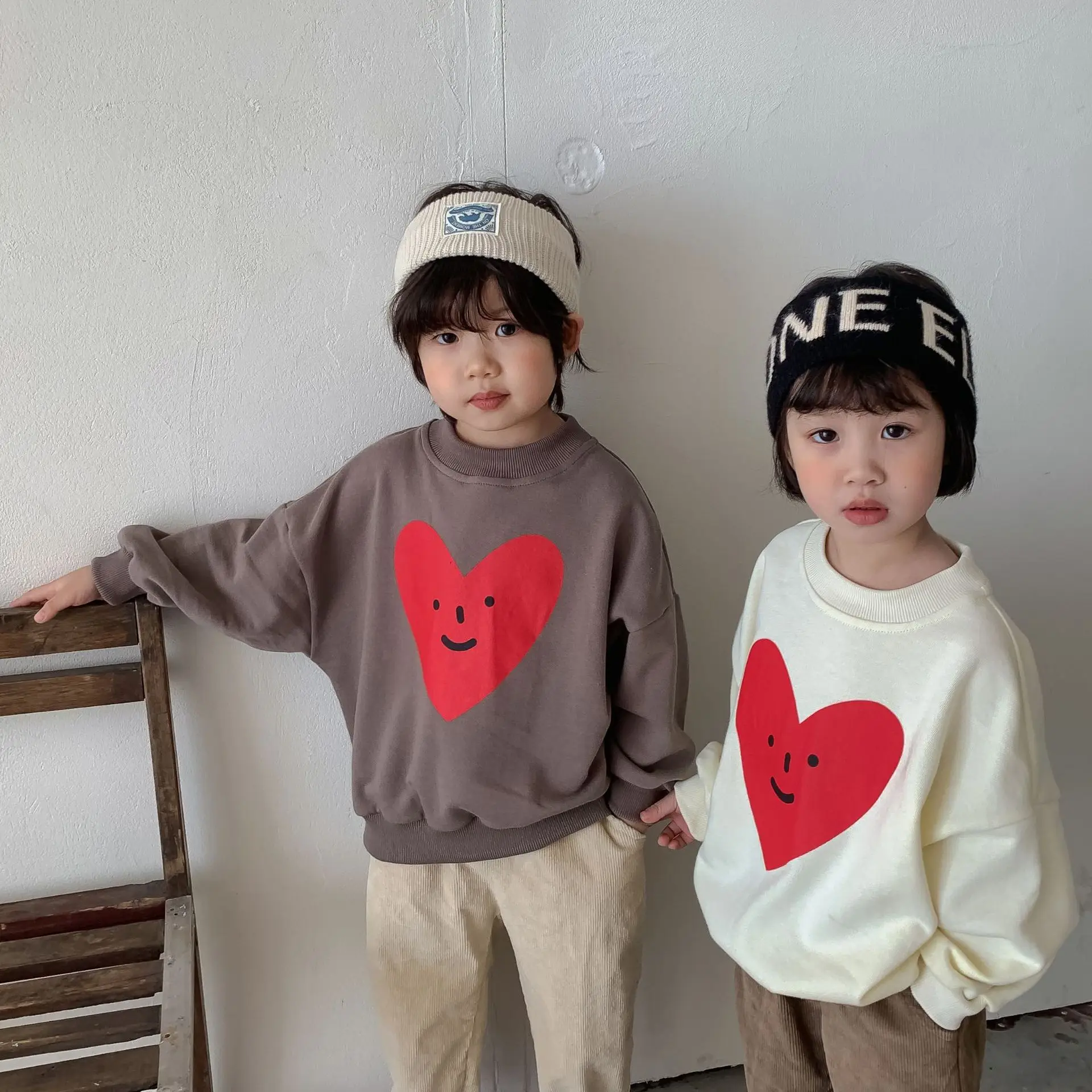 Style Cartoon Children Pullovers Sweatshirts Spring Printing And Boys Heart Cute Long-sleeved Korean Girls Autumn
Style Cartoon Children Pullovers Sweatshirts Spring Printing And Boys Heart Cute Long-sleeved Korean Girls Autumn