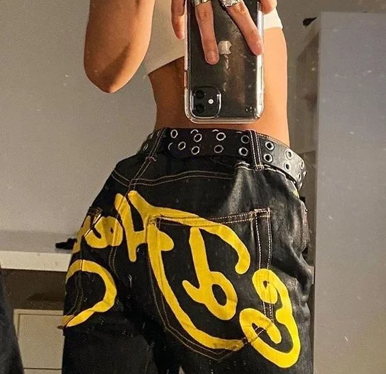 Y2K Jogging Pants women Loose Wide Leg Female Goth Punk print Sweatpants Chic Fashion Pants Hip Hop Streetwear men
Y2K Jogging Pants women Loose Wide Leg Female Goth Punk print Sweatpants Chic Fashion Pants Hip Hop Streetwear men