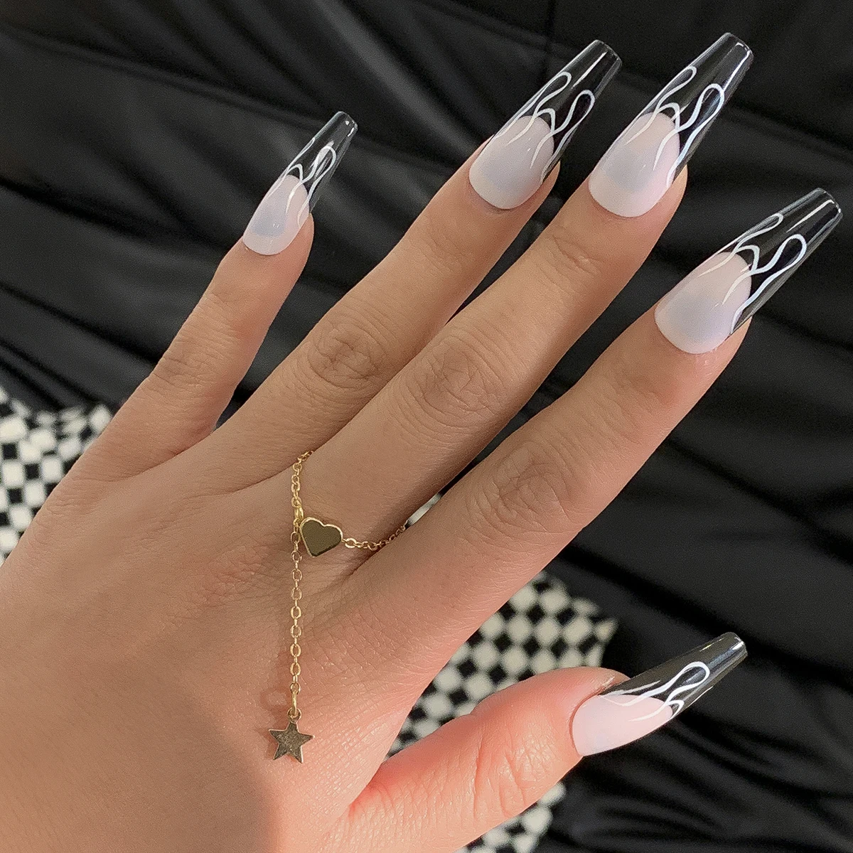 Lacteo Simple Minimalist Star Love Heart Pendant Ring for Women Charm Gold Color Rings Jewelry 2022 New Trendy Accessories Gifts
Lacteo Simple Minimalist Star Love Heart Pendant Ring for Women Charm Gold Color Rings Jewelry 2022 New Trendy Accessories Gifts