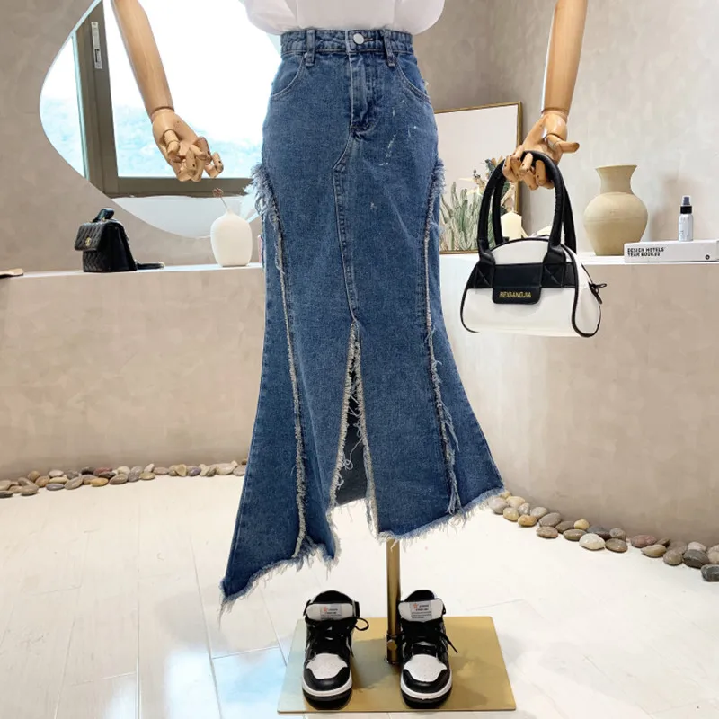 Niche Design New Women's Clothing 2022 Spring Medium And Long Tassel Split Irregular Denim Skirt High Waist Hip Wrap Skirt
Niche Design New Women's Clothing 2022 Spring Medium And Long Tassel Split Irregular Denim Skirt High Waist Hip Wrap Skirt