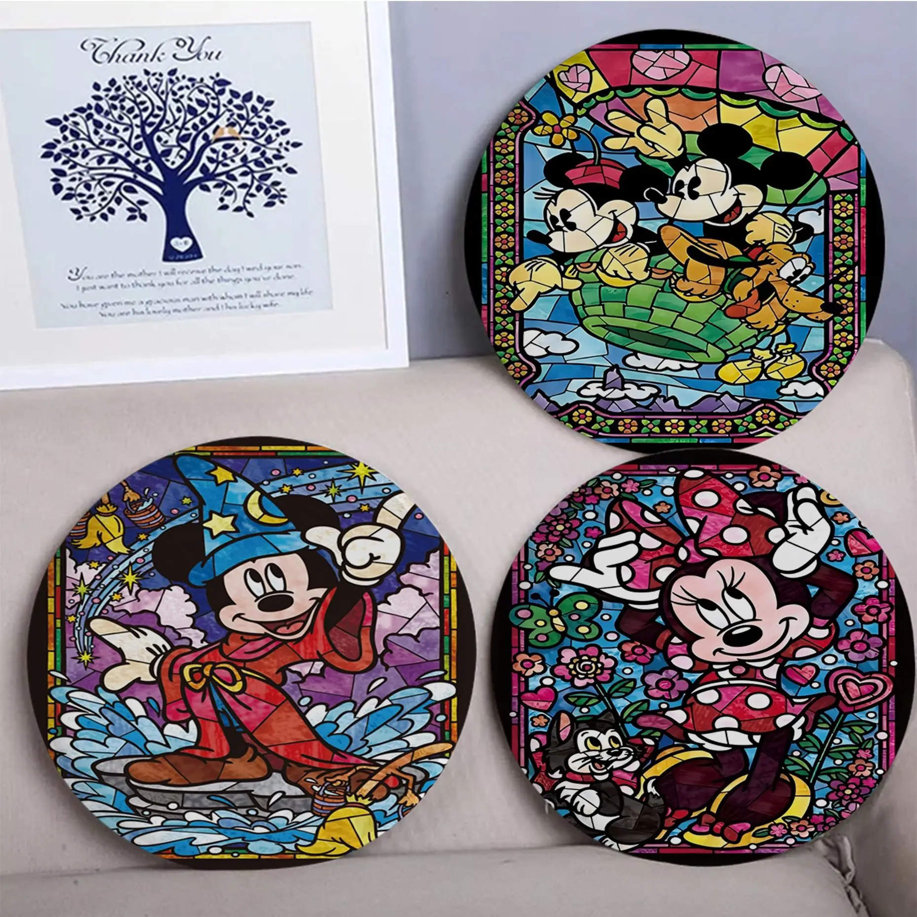 Disney Mickey Mouse Love Family Minimalist Style Sofa Mat Dining Room Table Chair Cushions Unisex Fashion Anti-slip Cushion Pads 
Disney Mickey Mouse Love Family Minimalist Style Sofa Mat Dining Room Table Chair Cushions Unisex Fashion Anti-slip Cushion Pads