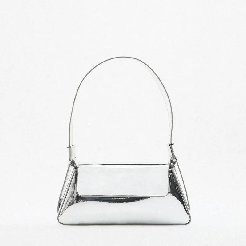 Silver Patent Leather Pu Shoulder Bag For Women Designer Brand Simple Woman Handbag Female Fashion Dinner Leather Underarm Tote
Silver Patent Leather Pu Shoulder Bag For Women Designer Brand Simple Woman Handbag Female Fashion Dinner Leather Underarm Tote