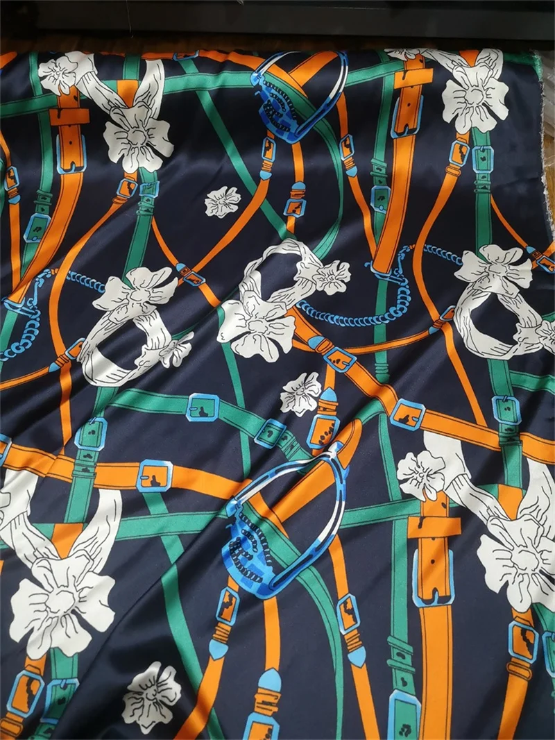 Big Name Navy Blue Bottom Orange Chain Print Silk Stretch Satin Fabric Summer Dress Shirt Cheongsam Fabric Needle-Punched Warp
Big Name Navy Blue Bottom Orange Chain Print Silk Stretch Satin Fabric Summer Dress Shirt Cheongsam Fabric Needle-Punched Warp