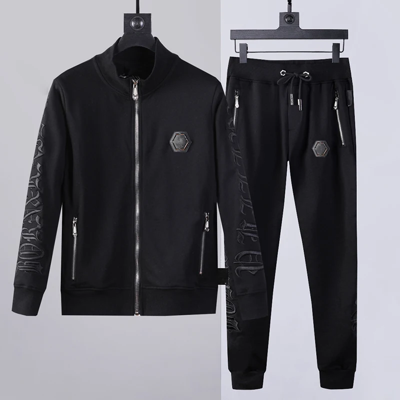 Italian Men's Sweater Set Letter Embroidery Sweater Pants 2 Pieces Sportswear High Street Cardigan moletom masculino tracksuits
Italian Men's Sweater Set Letter Embroidery Sweater Pants 2 Pieces Sportswear High Street Cardigan moletom masculino tracksuits