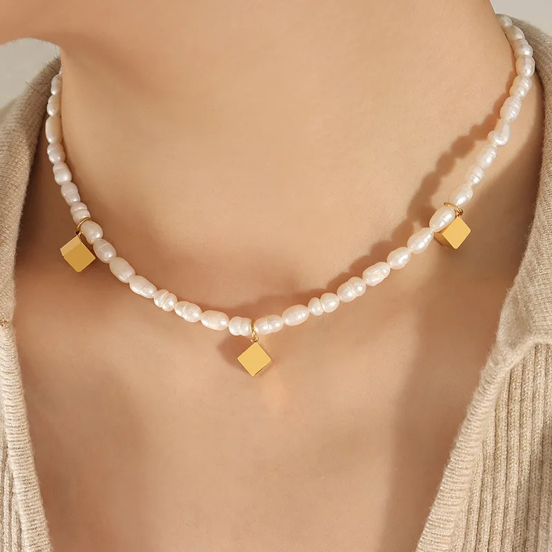 Minar Unusual Baroque Freshwater Pearl Beaded Necklaces 18K Gold Stainless Steel Square Pendant Choker Necklace for Women Gifts
Minar Unusual Baroque Freshwater Pearl Beaded Necklaces 18K Gold Stainless Steel Square Pendant Choker Necklace for Women Gifts