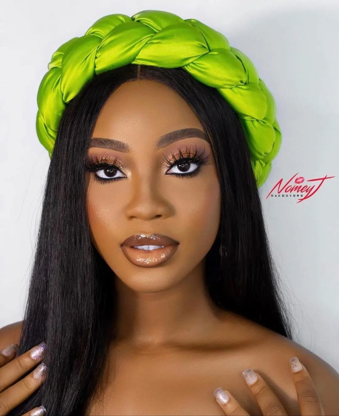 Latest Exaggerated big satin twist braid 2021 Handmade African Cap Nigerian Wedding Gele Women Braid Turbans Ladies Head Wraps
Latest Exaggerated big satin twist braid 2021 Handmade African Cap Nigerian Wedding Gele Women Braid Turbans Ladies Head Wraps