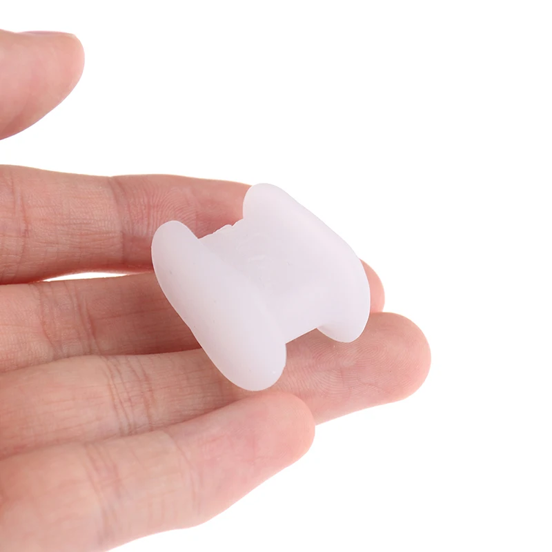 1 Pair Silicone Gel Orthotics Separators Toe Stretchers Thumb Valgus Corrector
1 Pair Silicone Gel Orthotics Separators Toe Stretchers Thumb Valgus Corrector
