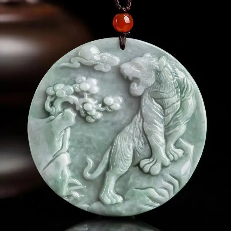 Natural Emerald Jade Zodiac Tiger Pendant Jewelry Necklace Hand Carved Ladies Men Hot Sale Fashion Accessories
Natural Emerald Jade Zodiac Tiger Pendant Jewelry Necklace Hand Carved Ladies Men Hot Sale Fashion Accessories
