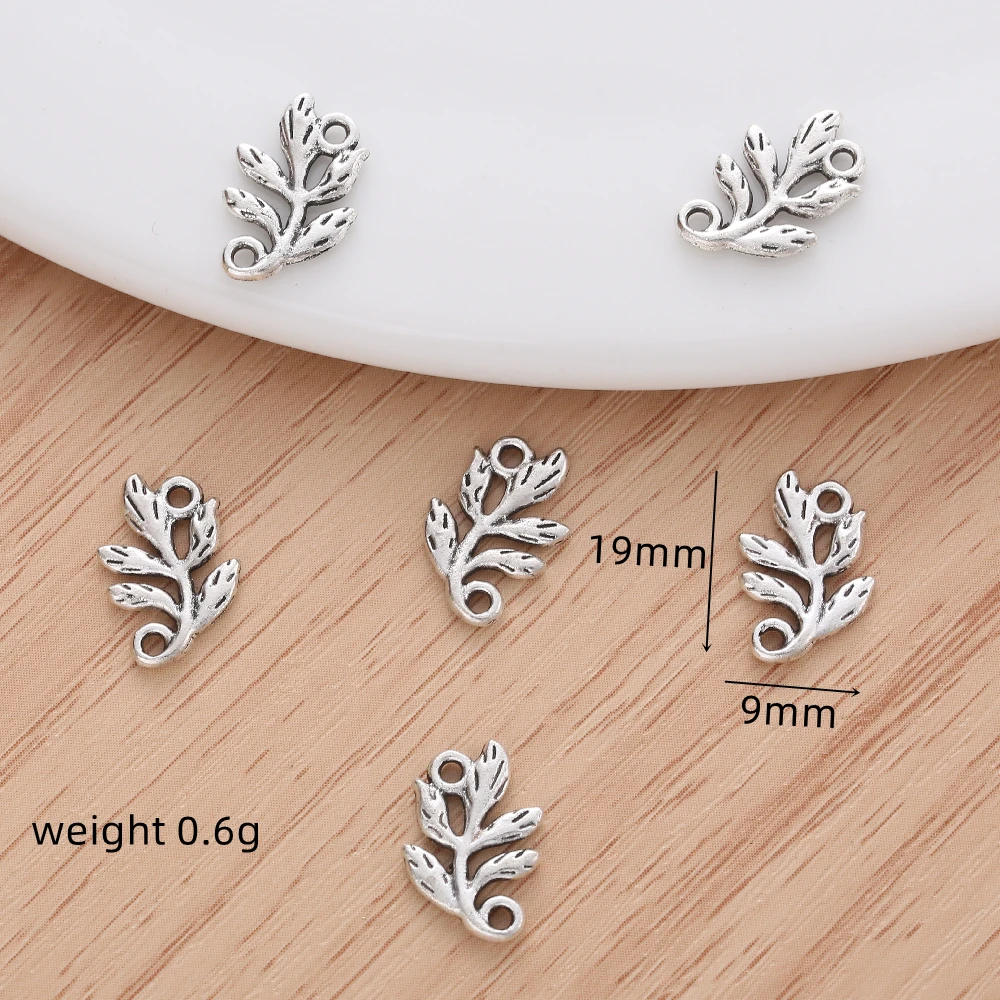 40Pcs Fashion Vintage Silver Alloy Leaf Charm Dangles for Women's Bracelet Jewelry Making DIY Pendant Necklace Earrings
40Pcs Fashion Vintage Silver Alloy Leaf Charm Dangles for Women's Bracelet Jewelry Making DIY Pendant Necklace Earrings